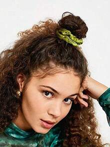 20 件随机颜色发圈天鹅绒弹性发带发圈发绳发圈女童发饰 - 节日季节的绝佳礼物