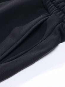 男士春秋字母印花休闲两件套，包含长袖 T 恤和抽绳腰裤，适合送给丈夫/男朋友的礼物、街头、通勤、户外