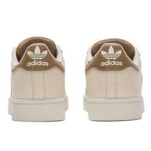 Adidas Originals 男女款休闲运动鞋 SUPERSTAR II 贝壳头低帮系带舒适轻便鞋 - 奇妙白/紙板黃/漢玉白色 - 查看 5