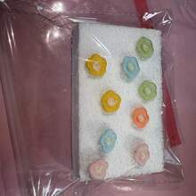 花朵图钉，用于地图、软木板照片展示、办公室和家居的刺绣多色花朵图钉，可爱的花朵深色、浅色图钉，金属平头图钉 - 均碼 - 查看 10