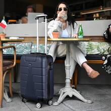 Juego de Maletas De Viaje Rígidas 3 Piezas \u2013 Maletas ABS Resistente Color Negro \u2013 Ruedas Giratorias 360° \u2013 Tamaños 20\u201D, 24\u201D, 28\u201D \u2013 Candado de  \u2013 6 Bolsas de Viaje \u2013 Identificador