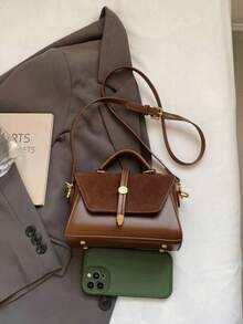 新款时尚经典金属扣装饰手提包，可调节肩带，纯色PU材质，翻盖设计，适合户外运动、通勤、购物、校园、短途旅行等场合。 - 棕色 - 查看 3