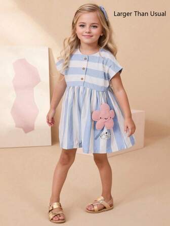 1 pièce Robe décontractée bleue et blanche rayée pour filles, robe de princesse à broderie florale mignonne, 100% coton, été, [la taille est grande, il est recommandé de commander une taille en dessous]
