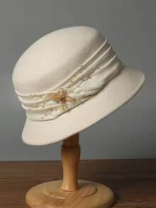 1 peça 2025 Novo chapéu de lã francês elegante com decoração de flores de cristal, chapéu de feltro redondo versátil para mulheres, outono/inverno, roupas de outono