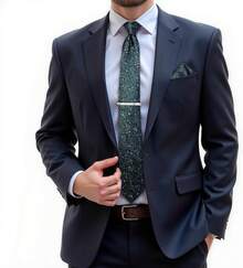 Conjunto de corbata de seda con estampado floral, incluye pinza de corbata, pañuelo y gemelos - Azul marino y verde - View 6