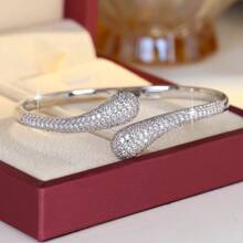 1 件经典铜材质方晶锆石镶嵌手镯，百搭珠宝，母亲节礼物 - 手鐲 - 查看 14