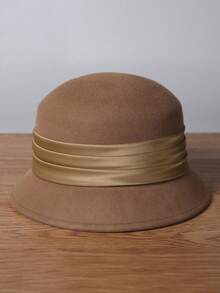 1 peça 2025 Novo chapéu de lã francês elegante com decoração de flores de cristal, chapéu de feltro redondo versátil para mulheres, outono/inverno, roupas de outono