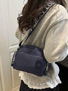Ví đựng tiền xu đeo chéo mini, kiểu dáng cổ điển, chất liệu nylon màu trơn, thiết kế họa tiết chữ cái, khóa kéo, nhiều ngăn, thích hợp cho các hoạt động thể thao ngoài trời, du lịch, mua sắm, đi làm, dự tiệc, hẹn hò và các dịp khác. - Màu xanh lam - Xem 4