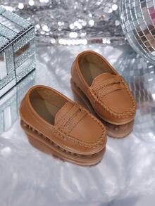 一双男童女童2025春秋新款儿童豆豆鞋男女童时尚超纤皮单踢鞋软底皮鞋 - 棕色 - 查看 3