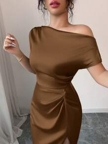 abyoxi Brown Elegant Asymmetric Neckline Waist Handmade Ruched Satin Dress, Suitable For Dates, Birthday Parties, Weddings, Homecoming, New Women's Fashion