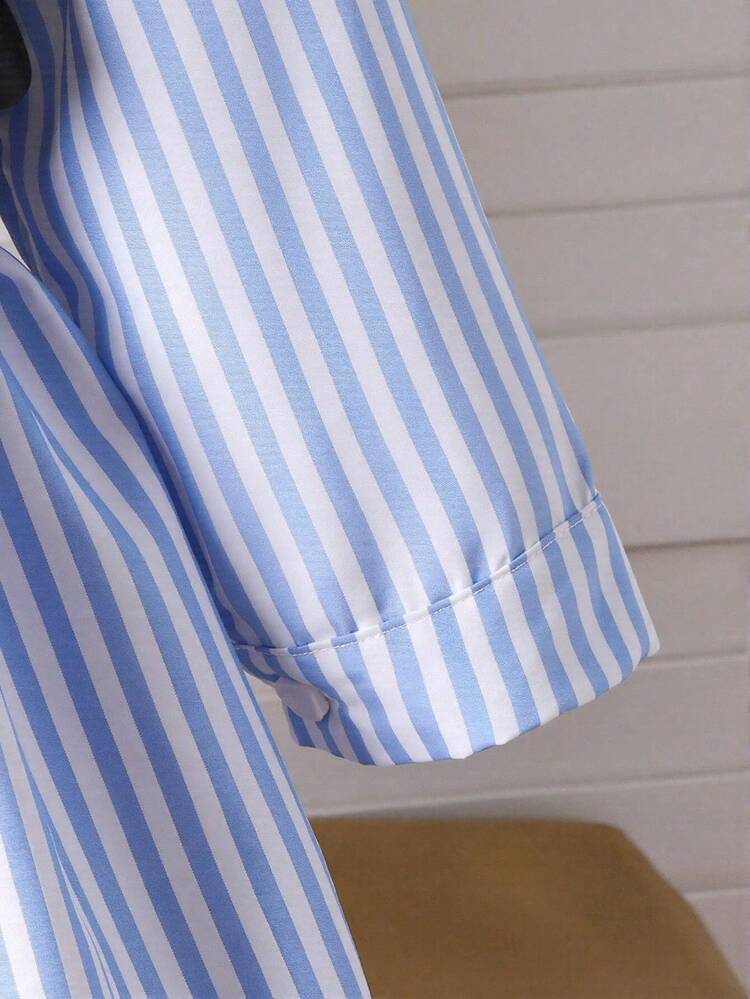 女孩秋季服装 - 极简针织背心开衫 + 蓝白条纹衬衫连衣裙套装，优雅蝴蝶印花学院风 - 藍白色 - 查看 10