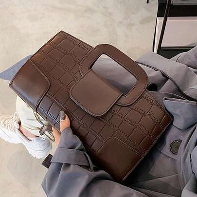 Baguette alla moda e minimalista di design di nicchia nuovo