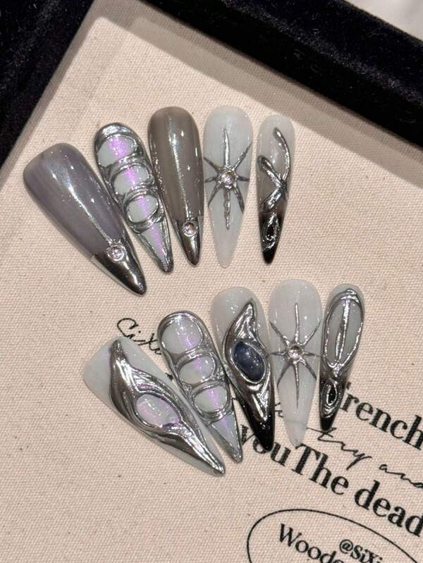 10 Pieces Acrylic Press On Nails,Summer Nails Press On Nails Beach Essentials, Fake Nails, Halloween Nail Supplies,Sweet And Cool Hot Girl Metal Hand-Painted Mirror Lines Ins Style White Long Pointed Shape,Suitable For Ladies To Use In Weddings, Parties, Holidays, Gift Nail Tools.
