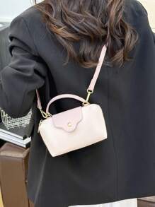 Modisch, niedlich, sanft, hellrosa Handtasche mit Umhängefunktion, Damentasche, Handytasche, aus Nylongewebe mit edler PU-Lederapplikation, leicht und strukturiert. Metallschnallenverzierung, voller Details. Klein und edel, bequem zu tragen, egal ob für den täglichen Ausgang oder Dates, es kann dem Aussehen Akzente verleihen.