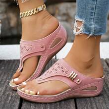 Retro Minimalist Women's Flip Flops - Soft Synthetic Cover Upper, Thick Anti-Slip EVA/PVC Sole, Breathable Toe Holes, Lightweight Chunky Heel Slip-On Strappy Sandals For Casual Summer Wear, Decorative Metal Accents, Synthetic Cover Footwear - 粉色 - 查看 1