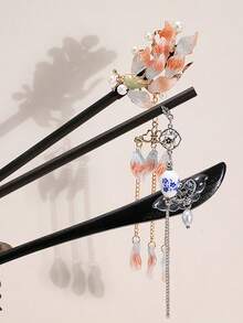 六件套新款中式3D木质发簪，包括粉色五瓣樱花、蓝色圆月、彩色花朵、牡丹花、金色3D小兔子、绿叶装饰和串珠流苏饰品。复古宫廷风发簪，适合搭配汉服、旗袍，打造优雅的日常及派对发髻，也可用作发髻器、发饰、发饰、情人节配饰、女士发饰，春季必备。 - 彩色 - 查看 9