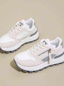 Zapatillas deportivas de mujer para primavera, verano y otoño, nuevas. Zapatillas casuales con suela gruesa, de malla transpirable, con cuña, ligeras y versátiles, de moda, con cordones, blancas y grises