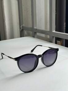 2-In-1 Round Clip-On Glasses Frame With Shine, Model 0273 - Black - View 3
