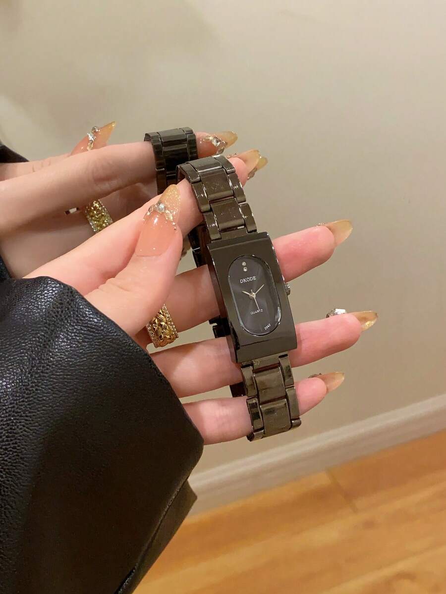 1pc Women's Luxury Black Quartz Watch With Black Strap, Suitable For Daily Wear - Black - View 1