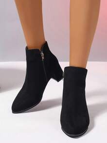 Damen Veloursleder Spitzschuh Plateau Knöchel Stiefel, modische einfarbige Reißverschluss Kleid Stiefel - Schwarz - Übersicht 3