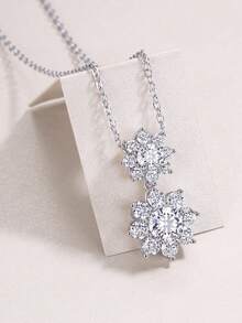 1pc Moissanite Necklace 925 Sterling Silver Women's Pendant Clavicle Chain, Jewelry Decoration For Mother's Day, Valentine's Day, Engagement, Wedding, Anniversary, Birthday, Daily Wear - Style 2 - View 12