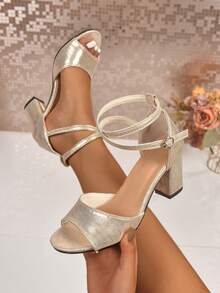 Low Heel Sandals Girl Open Toe Round Toe High Heel Chunky Heel Spring/Summer New Gorgeous Strap Buckle Woven Mid-Heel Versatile Sandals - Gold - View 4