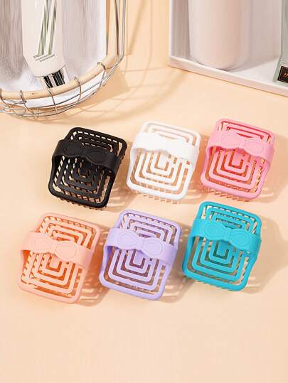 Cepillo de masaje para el cabello de silicona 1 pieza con mango, cepillo de champú de silicona suave de doble uso para cabello seco y húmedo, cepillo de masaje para el cuero cabelludo, cepillo de lavado de cabeza de silicona, accesorio de baño, vuelta al colegio, artículos esenciales de viaje, accesorios para el cabello de mujer, cepillo, cepillos de cabello, cepillo de cabello, cepillo desenredante, cepillo de cabello, peine de madera, cepillo de cabello, mini cepillo de cabello, cepillo desenredante, cepillos de cabello, cepillo para cabello rizado, equipo de peluquería, artículos esenciales de viaje, artículo esencial de viaje, peinado, peluquería, cepillo de cabello, cepillo para el cabello liso, cepillo de estilo, cepillo para cabello rizado, cepillo de bordes, peine de cabello, cepillar el cabello, juego de cepillos de cabello, peinar el cabello, peine para rizos, cepillo desenredante, cepillo de cabello para mujer, cabello, viaje, productos para el cabello, herramientas para el