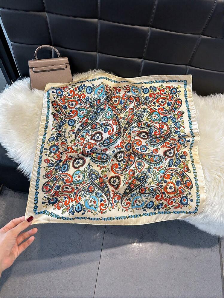 1 pièce Foulard carré petit de 70 cm en faux soie avec imprimé floral cachemire, nouveau bandana pour femmes, cravate polyvalente pour le cou, accessoire pour cheveux, fichu mode