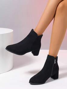 Damen Veloursleder Spitzschuh Plateau Knöchel Stiefel, modische einfarbige Reißverschluss Kleid Stiefel - Schwarz - Übersicht 2