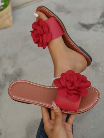 Plus Size Comfortable Flat Sandals With 3D Floral Prints, Suitable For Indoor And Outdoor Wear, Easy To Slip On And Off (Run One Size Larger)