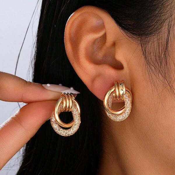 Chic Double-Ring Pattern Hoop Earrings - Titanium Post, Iron Crafted, Perfect For Casual Attire & Gifting