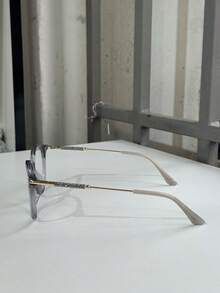 2-In-1 Round Clip-On Glasses Frame With Shine, Model 0273 - 淺藍色 - 查看 5