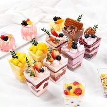 50 件 5 盎司塑料甜点杯，迷你甜点杯，适用于酸奶派对、开胃菜、布丁、水果和冰淇淋，适用于生日、婚礼、派对聚会、露营、蛋糕店等，圣诞礼物 - 多色1 - 查看 9