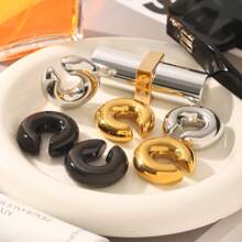 1pc Minimalist C-Shaped Smooth Open Ear Cuff For Women, New Simple Geometric Textured C-Shape Earrings, Suitable For Party, Street Style, Vacation, Work, Daily Wear, Back To School, Halloween, Christmas (No Card Included)