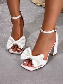2025夏季新款白色蝴蝶结高跟凉鞋，露趾细带镂空时尚百搭透气舒适粗跟，大码可选 - 白色 - 查看 4