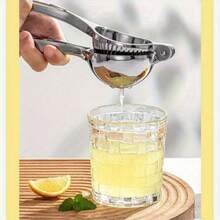 Manual Citrus Juicer - Stainless Steel Lemon, Lime, Grapefruit Squeezer With Non-Slip Grip - Sturdy Construction For Home, Bar, Restaurant - Easy To Clean And Rust-Proof Design, Lemon Juicer, Stylish Kitchen Tool, Durable Cookware - 銀色一個6.5*20 - 查看 1