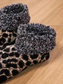 1 Pair Women's Leopard Print Plush Lined Warm Indoor Socks, Thickened Floor Socks/Slippers