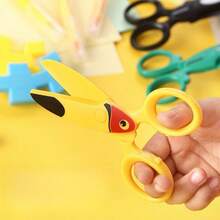 1 件剪刀、手工剪刀、学龄前剪纸训练、儿童塑料剪刀、可爱卡通动物造型剪刀（鳄鱼、海豚、鹦鹉）、塑料工艺 DIY 剪刀、儿童工艺剪刀、DIY 工具、节日/创意礼物、返校