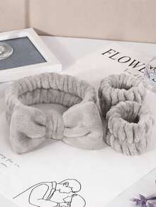 1/2/3 chiếc, Băng đô spa mềm mại dùng để chăm sóc da, Băng đô trang điểm phồng, Vòng đeo tay rửa mặt thấm hút, Giá đỡ tóc bằng vải nỉ san hô chống trượt, Phụ kiện tóc nơ dễ thương, Dây buộc tóc đuôi ngựa dày không đường may, Dây buộc tóc chun, Đồ dùng cần thiết cho ngày tựu trường, Phụ kiện hóa trang Halloween vui nhộn, Vật dụng du lịch thiết yếu dùng hàng ngày và tóc tập yoga - Xám - Xem 9