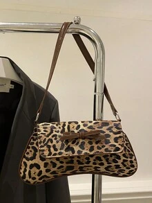 Tas bahu baru ini memiliki desain yang sederhana dan bergaya, dihiasi dengan motif leopard dan kontras warna yang mencolok. Desainnya dapat dilipat, sehingga dapat digunakan sebagai tas genggam maupun tas bahu. Sangat cocok untuk kegiatan sehari-hari, berbelanja, ke kantor, pesta, liburan, dan perjalanan singkat. Warnanya merah anggur (burgundy), menjadikannya sangat serbaguna. - Coklat - View 10