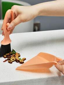 1 件套抽屉桌清洁刷迷你簸箕和扫帚套装，适用于桌子、键盘、小缝隙清洁