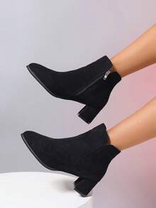 Damen Veloursleder Spitzschuh Plateau Knöchel Stiefel, modische einfarbige Reißverschluss Kleid Stiefel - Schwarz - Übersicht 5