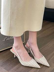 女士尖头镂空凉鞋 新款时尚包头细高跟鞋 中跟鞋