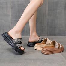 Women Athletic & Outdoor Sandals & Slides - 黑色 - 查看 5