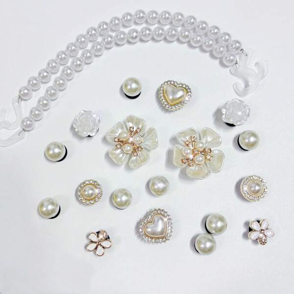 20pcs Removable DIY Shoe Accessories - Water Diamonds, Small Bears, Bows, Christmas Snowflakes, Garden & Beach Shoe Chains, Perfect Holiday Gift