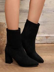 Damskie botki z okrągłym noskiem i grubym obcasem, modne i uniwersalne, krótkie, wygodne na jesień/zimę