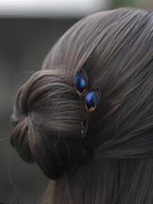 1个复古莲花四叶草U型发夹，金属材质，白色、红色、粉色、紫色、黄色可选，可爱花束造型，优雅仙女发带发梳，精致少女发饰，红色委陵菜花装饰，适合春、夏、秋、冬四季佩戴，不易褪色，长17.9厘米，酷炫夹子，不伤头皮，新年、发饰、发饰、头饰、情人节饰品、女士发饰