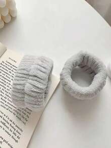 1/2/3 chiếc, Băng đô spa mềm mại dùng để chăm sóc da, Băng đô trang điểm phồng, Vòng đeo tay rửa mặt thấm hút, Giá đỡ tóc bằng vải nỉ san hô chống trượt, Phụ kiện tóc nơ dễ thương, Dây buộc tóc đuôi ngựa dày không đường may, Dây buộc tóc chun, Đồ dùng cần thiết cho ngày tựu trường, Phụ kiện hóa trang Halloween vui nhộn, Vật dụng du lịch thiết yếu dùng hàng ngày và tóc tập yoga - Xám - Xem 10