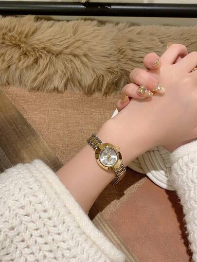 1 件新款女士复古风格手表，适合小表盘钢表带奢华手表，适合女性派对、节日、休闲手表