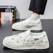 Men Skateboarding Shoes